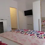 Dzeki Split