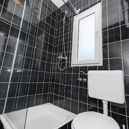 Dzeki Apartman