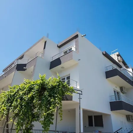 Apartment Dzeki
