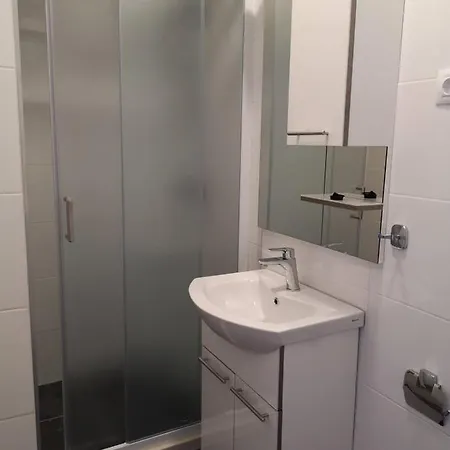 Dzeki * 스플리트